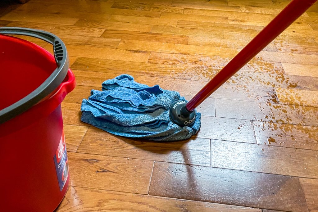 What Kind Of Hard Floor Cleaning Services Suits You?